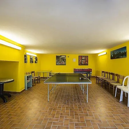 Sleeps 14 Pool Air Con Wifi *