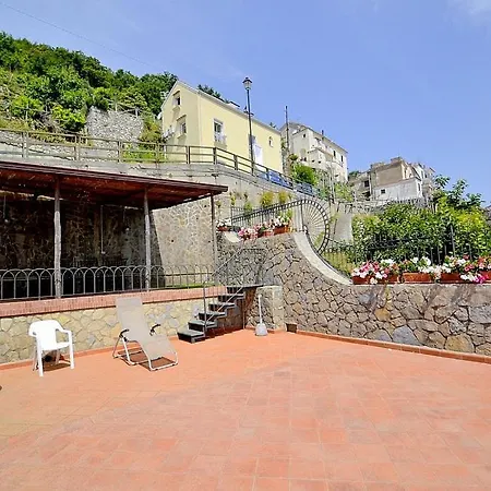 Villa Sleeps 14 Pool Air Con Wifi Scala