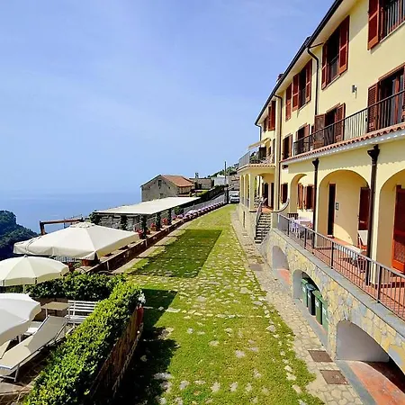Sleeps 14 Pool Air Con Wifi *