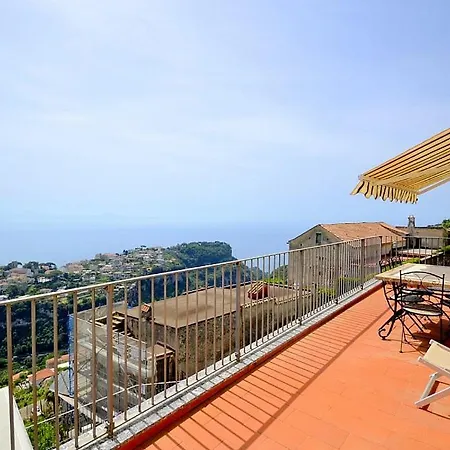 Sleeps 14 Pool Air Con Wifi Scala