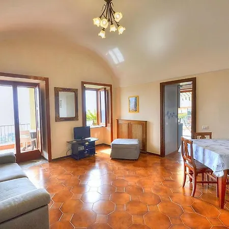 Villa Sleeps 14 Pool Air Con Wifi Scala