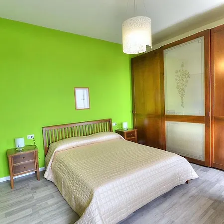 Villa Sleeps 14 Pool Air Con Wifi *
