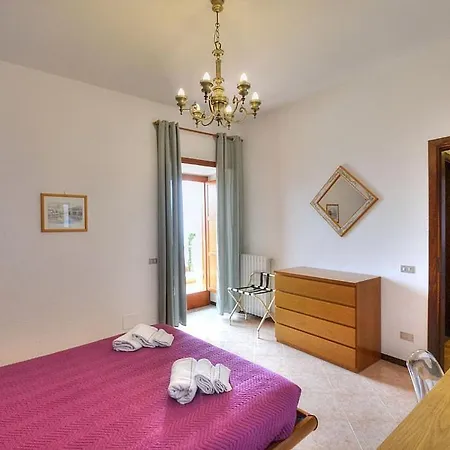 Villa Sleeps 14 Pool Air Con Wifi *