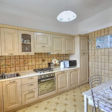 Sleeps 14 Pool Air Con Wifi Villa Scala