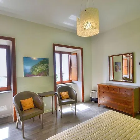 Sleeps 14 Pool Air Con Wifi * Scala